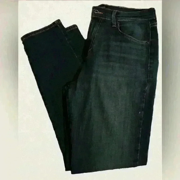 Lucky Brand Denim - Lucky Brand women’s straight leg jeans size 6